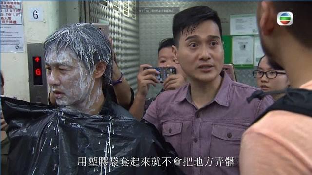 TVB甘草演員有多苦？跑樓梯滾傷、被蟲子咬、被臭垃圾扔都不吭聲