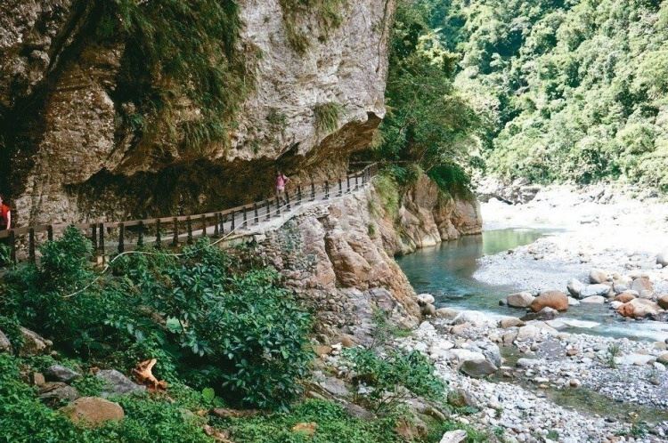  北歐旅遊業者來台驚呼「東部景觀超像挪威」！網友幽默反諷：建議來墾丁體驗物價像瑞士