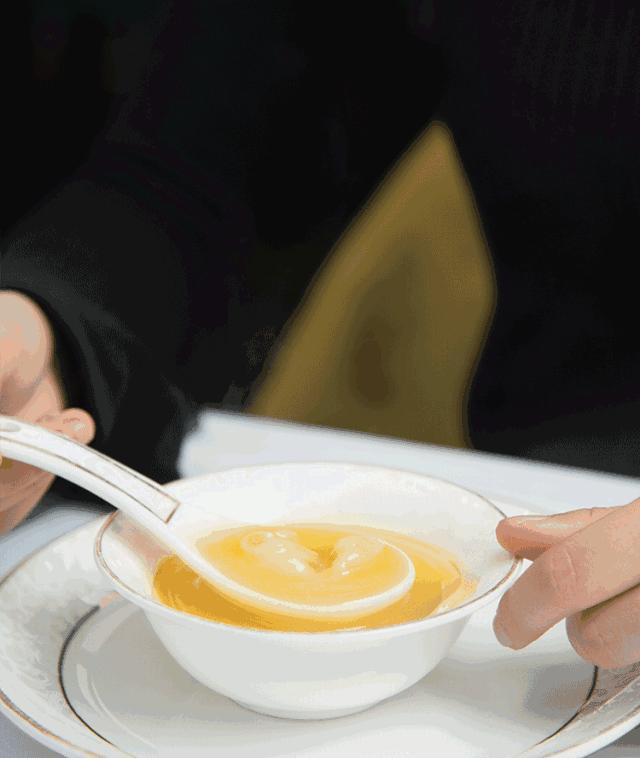范冰冰超愛的外灘露台火鍋，我們花1W+滾了遍菜單