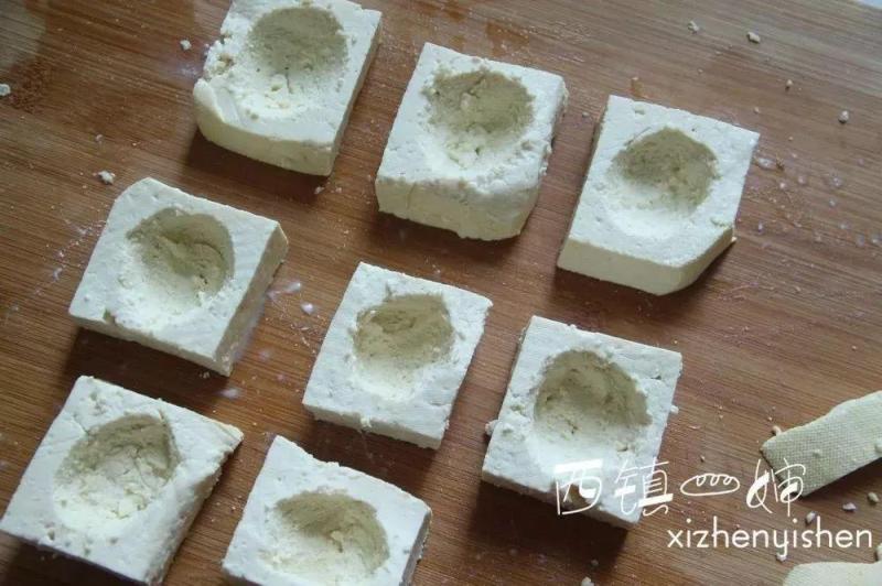 傳統做法改良的客家菜，低脂清淡不失風味，做了兩大盤還不夠吃