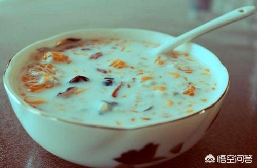 每天早上喝碗牛奶燕麥粥，堅持一個月會怎麼樣？