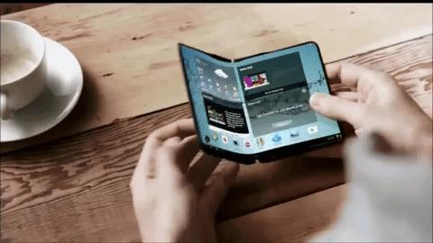 三星超故意等iPhone X宣布後秒推出殺手新機，「可摺疊手機」連果粉都想買了  