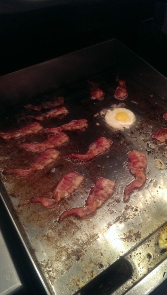 25個獲得爸媽破例允許「你一定要玩食物」的超神食物創作！