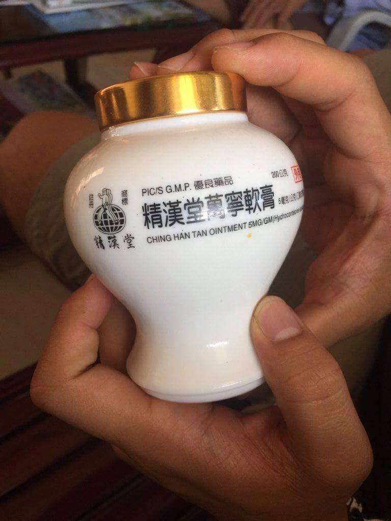 冰箱裡「過期5年不捨得丟」的萬用白藥瓶　網大讚：奶奶冰箱必備的藥