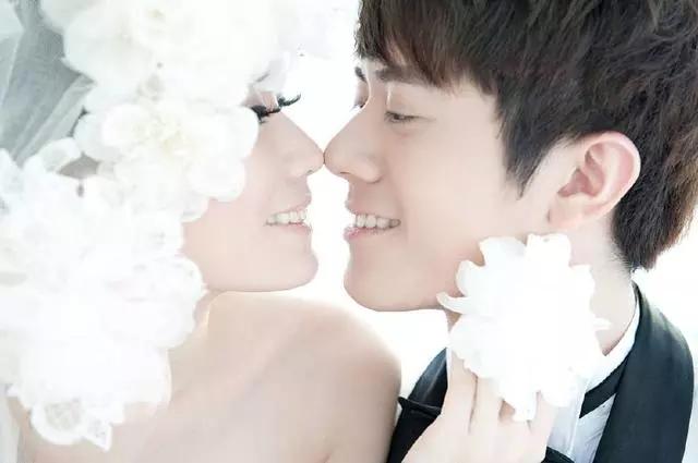 心理測試：你最想和那個他拍哪種婚紗，測出你婚姻的是否一直幸福 