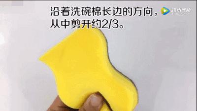 剪一塊洗碗海綿，清潔電風扇不用拆，乾淨程度就像新買的 