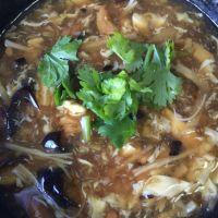 主廚教你「酸辣湯」這樣煮，舀起一匙滿滿料，好喝人人誇！ 