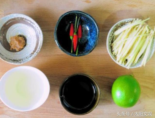 「薑絲配大腸」又酸又下飯，吃了一口停不下來，直喊我還要！ 