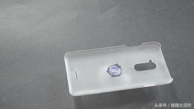 用舊的手機殼別扔了，改造一下放在家裡，超實用，人人見了都夸好