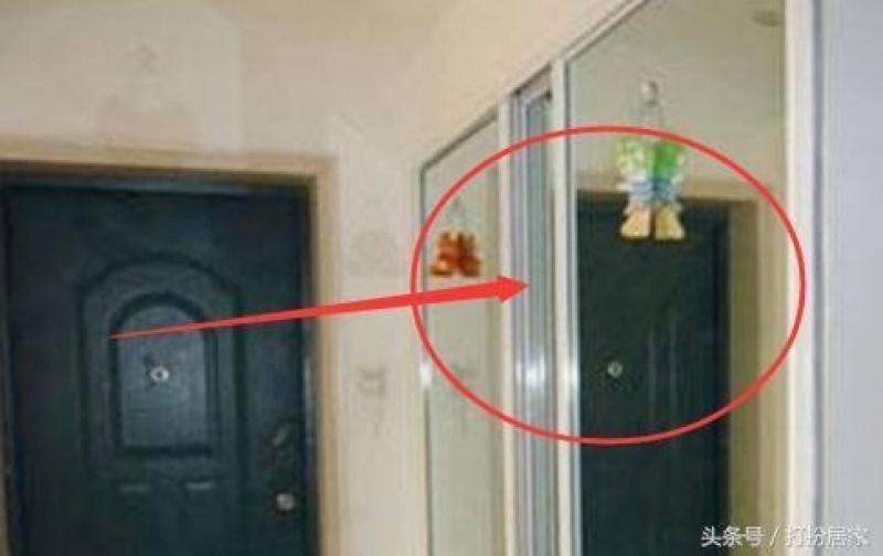 家門口發現這3種情況趕緊改，否則夫妻緣盡，越住越破財。 