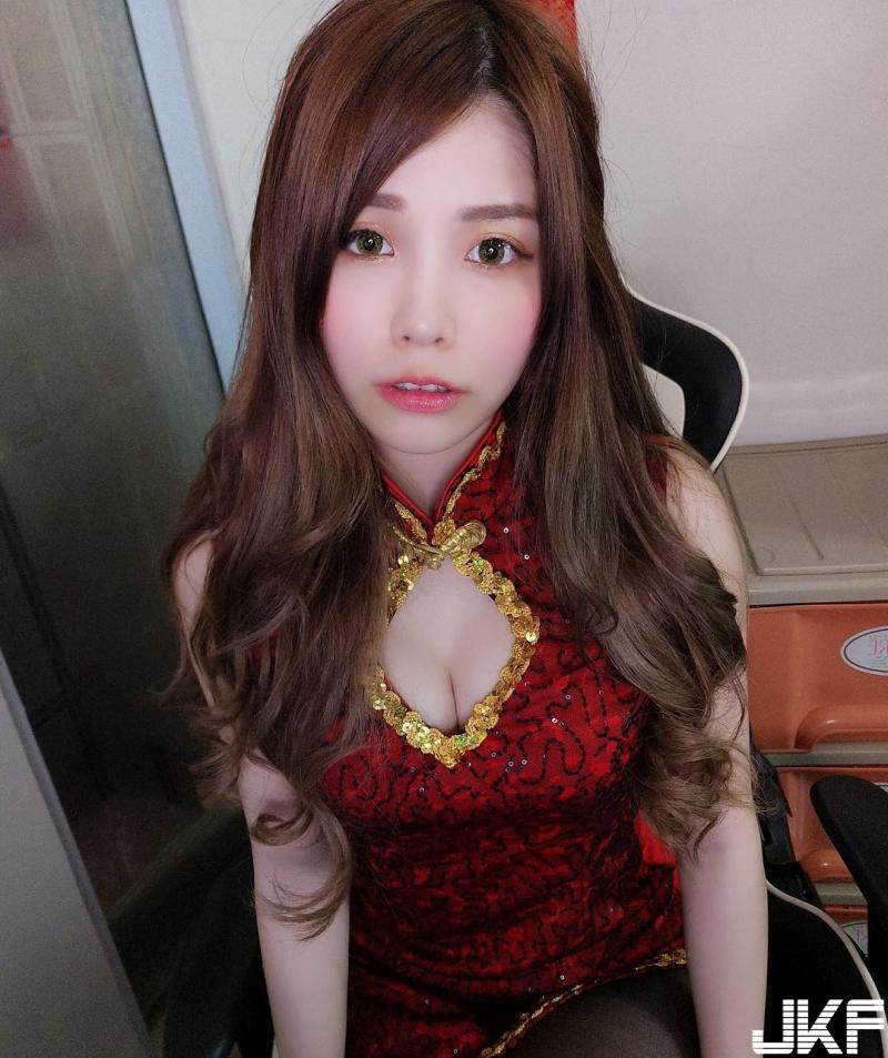 超甜美Youtuber臉紅心跳的18禁實測！讓人看得不要不要！