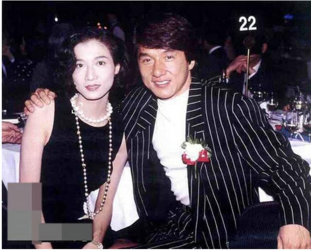 成龍不願幫吳綺莉，並不是他無情無義不負責任，只因「17年前這件事」把成龍傷得太深！