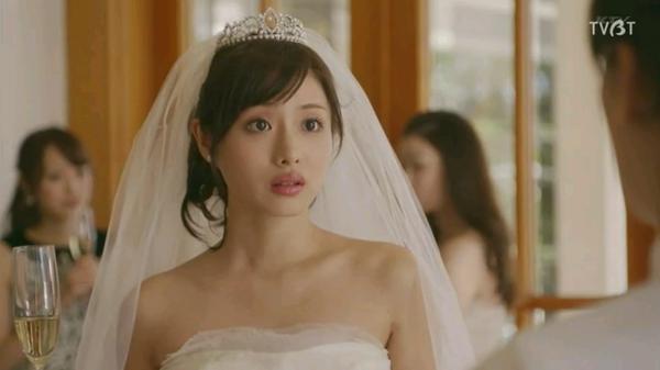  石原里美水原希子上節目！兩人「坐姿對比遭熱議」差很多…網嘆：演員與模特中間的差別