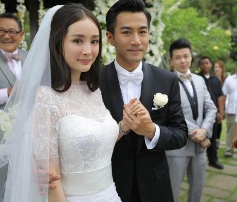 他是楊冪的初戀男友，因拍戲毀容遭楊冪拋棄！今復出卻被網友大罵：「醜得嚇人！」「趕緊死！」 