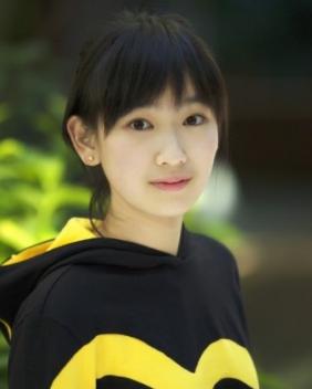 50歲林煒當年以《花系列》風靡全台，遺傳他好基因的「16歲女兒」首度曝光....根本仙女下凡！ 
