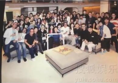 王力宏以愛妻名義砸4億買下仁愛路豪宅！ 光是客廳就能容納100人！ 