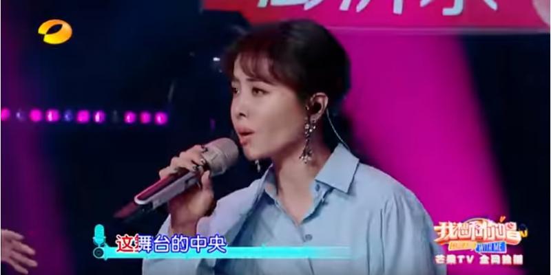 蔡依林嗨唱「青春熱血歌曲」全場暴動　大秀舞技「超宏亮高音」讓觀眾站起鼓掌 