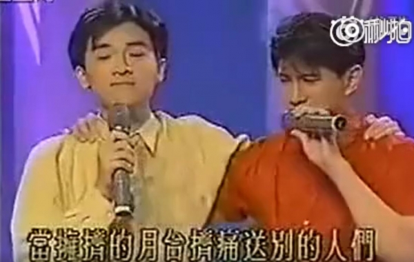 吳奇隆忍淚獻唱離別曲送陳志朋當兵，唱到一半轉頭發現「超大驚喜」瞬間哭成淚人兒！ 