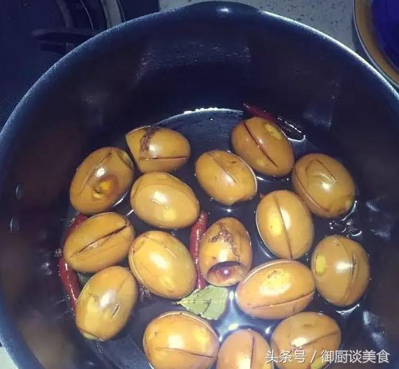 大廚教你做鄉巴佬滷蛋的四個絕招，用了20年的老方子，味道一絕！