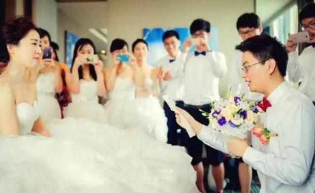 妻弟結婚我開車去接新娘，聽完新娘電話我將她趕下車！