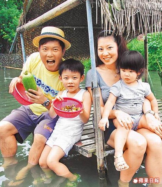 當年「曾國城」女友換不停竟突決定「娶小8歲妻子」，全因妻子「做這件事」讓他變成愛家好男人！ 