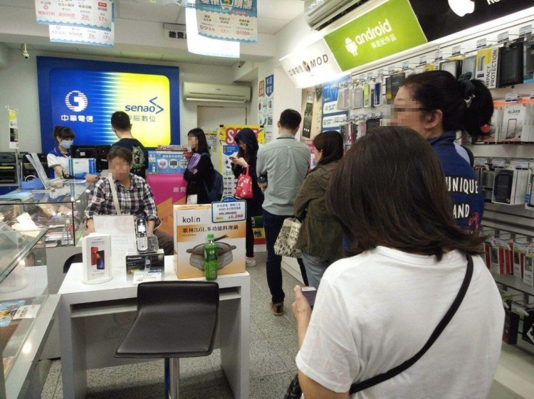 別急著跳槽！聰明網友7字密語「比499更便宜」神操作被讚爆：原來如此！