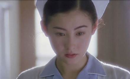 張柏芝驚喜現身！與任賢齊罕見合唱「重現16年前經典畫面...」現場來賓都跟著心痛！ 