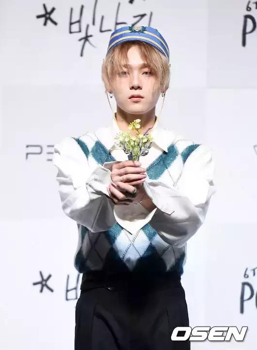 韓國D社選出擁有2D角色人物般美貌的偶像們，一起來看看有誰吧！ 