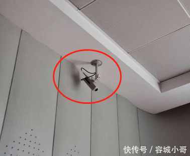 妙齡女子在房間熟睡，小偷瞧瞧進入房間做了一件事，女子: 下次再來！