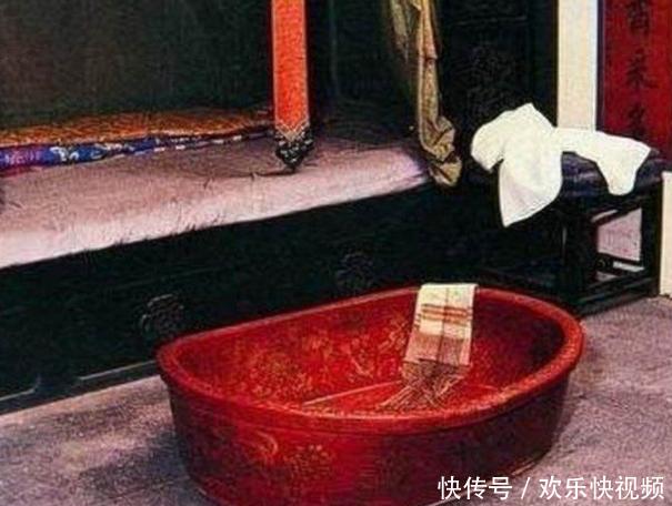 慈禧最愛的2件女性私人用品，一件頻繁使用，另一件卻羞於見人！