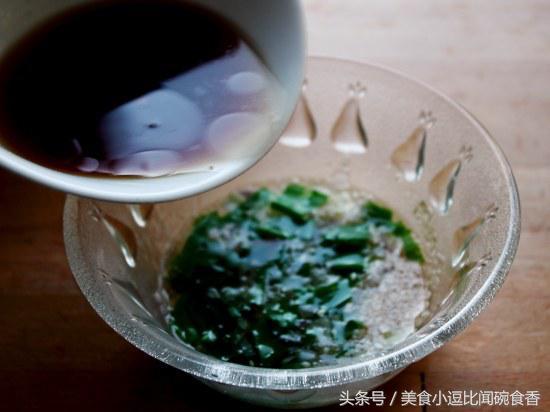 在家也能吃到「海南雞飯」，雞肉鮮甜可口，搭配醬汁簡直一絕！ 