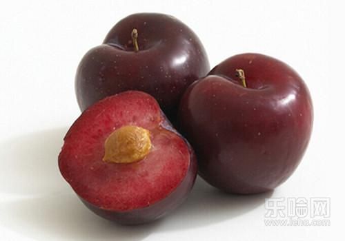 【2018年最骯髒蔬果排行榜出爐！】最髒、農藥殘留度最高的蔬果竟然是它！還含有高達22種以上的農藥！ Fri, 20/0