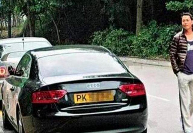 鄭伊健的車，陳小春的車，謝天華的車，錢嘉樂的車，網友：這差距