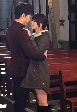 「韓瑜」苦熬婚變1年，以前恩人「周遊」談到她竟毫不留情「說出這8字」...有多少深仇大恨 