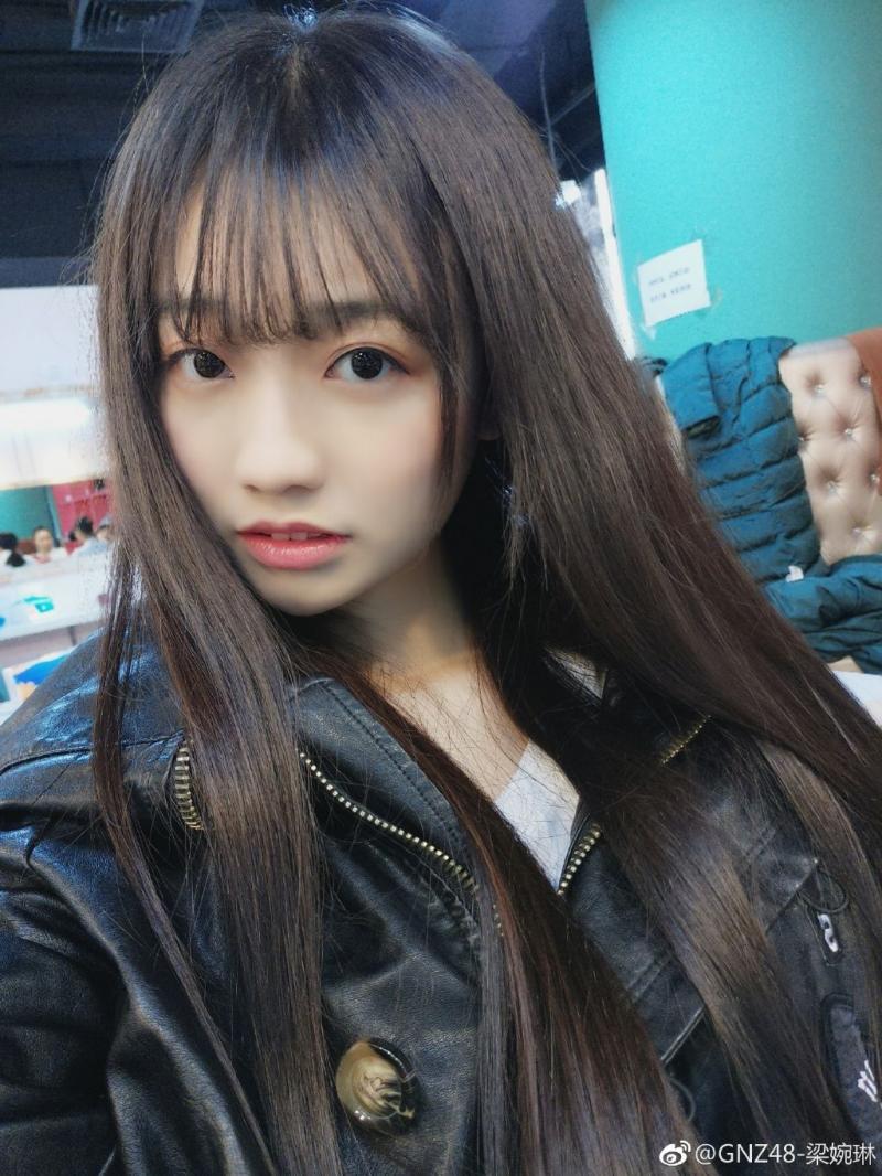 17歲清純女偶像「旗袍太小」身材快撐爆，日鄉民看到兇前…直呼「太H了」