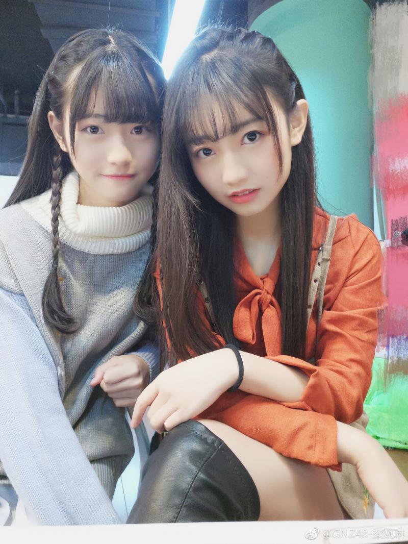 17歲清純女偶像「旗袍太小」身材快撐爆，日鄉民看到兇前…直呼「太H了」