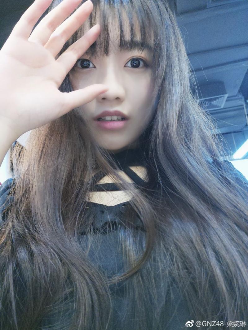 17歲清純女偶像「旗袍太小」身材快撐爆，日鄉民看到兇前…直呼「太H了」