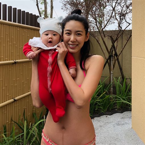 林可彤當年「被婆婆嫌沒背景」強拆散！她靠著未婚生子「保豪門媳婦地位」如今....   