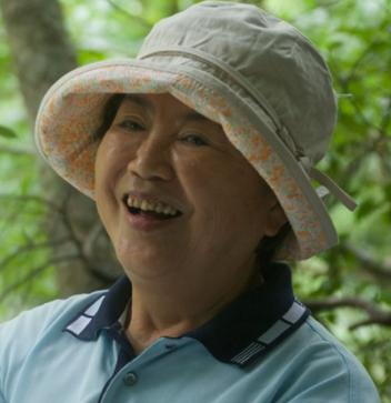 滿嬌姨「守寡20年」堅持不再婚！74歲的她笑坦：「自從有了....」往後的日子都不寂寞了！ 