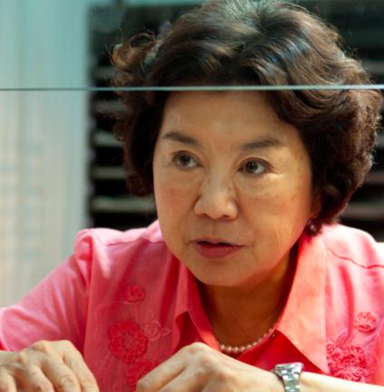 滿嬌姨「守寡20年」堅持不再婚！74歲的她笑坦：「自從有了....」往後的日子都不寂寞了！ 