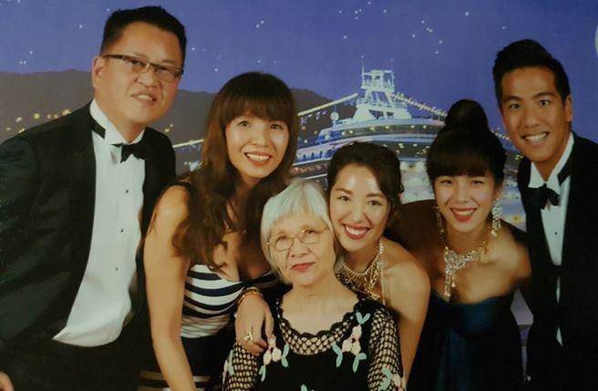 半清醒曾喊「為什麼不讓我走」　劉伊心母親節前夕送走阿嬤 