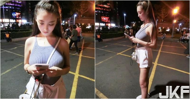 路上出現野生「背心妹」！邪惡斜背包畫面超霸氣！好想跟她要電話！