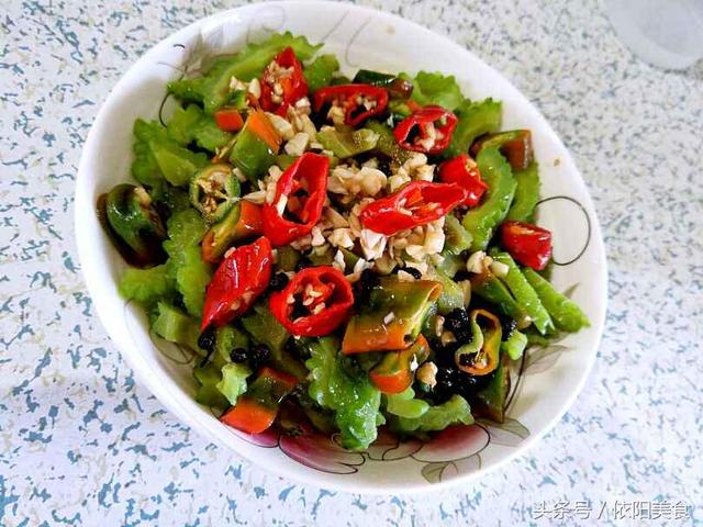 夏季絕不可錯過的20道涼拌菜，簡單易做，夏日餐桌必不可少~