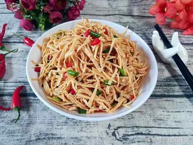 夏季絕不可錯過的20道涼拌菜，簡單易做，夏日餐桌必不可少~