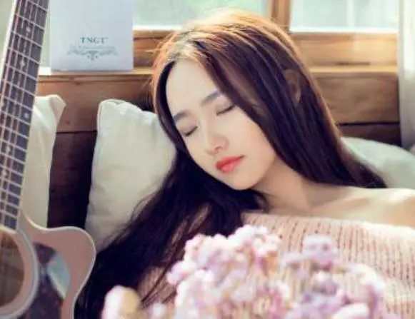 4個美女，哪個最有氣質？測你對異性有沒有吸引力？  