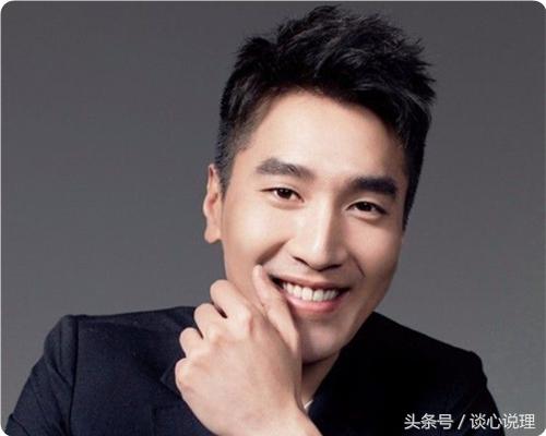 心理測試：四件情侶裝選一件，測試你的愛情是酸還是甜？ 