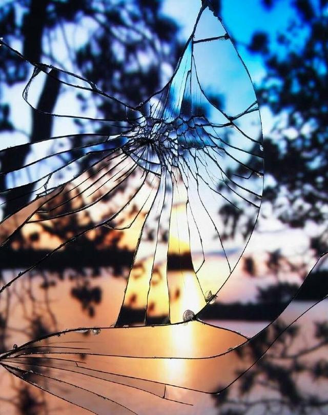 心理測試：測你的愛情為什麼這麼難！你認為哪個場景最悲傷？ 
