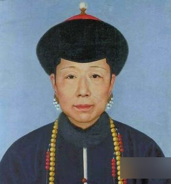 清朝時代「21位皇后」的真實樣貌曝光！原來以前宮女都長這樣！看到「最後一張」傻眼了！