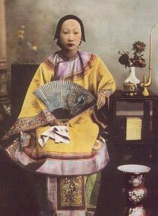 清朝時代「21位皇后」的真實樣貌曝光！原來以前宮女都長這樣！看到「最後一張」傻眼了！