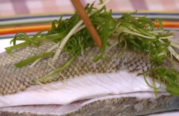 蒸魚前｢用這個｣醃魚去腥味，蒸的魚才會鮮甜，又上了一寶貴的一課！！ 